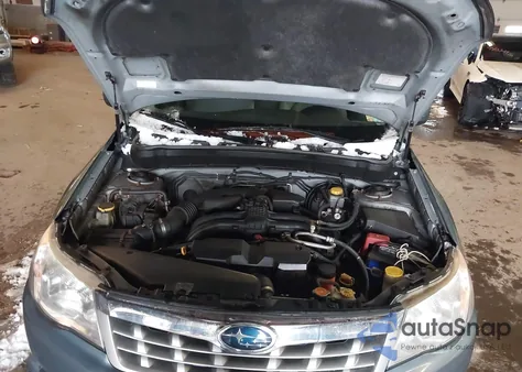 2013 Subaru Forester 2.5X Premium из США, поврежденный, VIN JF2SHADC7DH427521